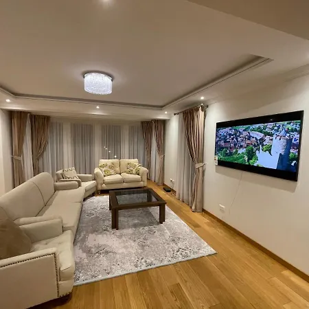 Sunny House Villa Suceava Exterior photo