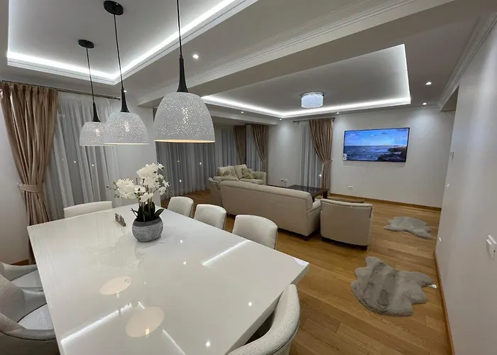 Sunny House